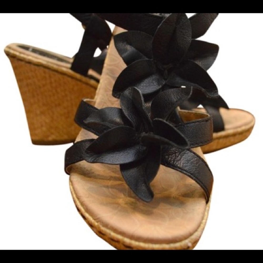Born Concept Wedge Sandals Sz 10